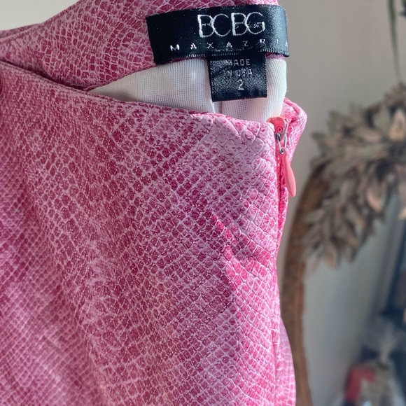 Pink Snake Print BCBG Pants. - Picture 8 of 13